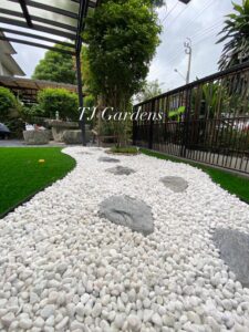 รับจัดสวน ต้นไม้ปลอม